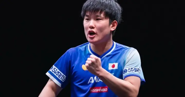 张本智和爆发！连赢国乒2场后上演逆转，淘汰小勒布伦晋级4强