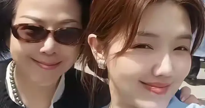 美娟骆文莲藏不住喜悦！女儿沈诗淇登记结婚，曹可凡晒照送祝福。