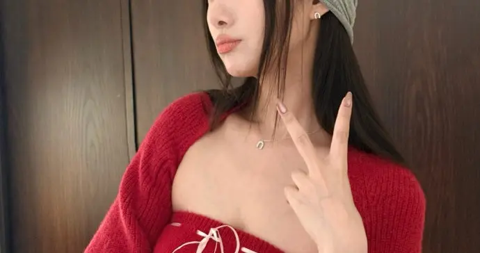 演员吴优这组私服，又酷又甜太会穿了