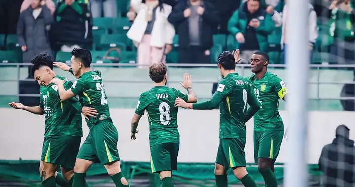 3-0大胜！让邵佳一吃下定心丸，找到国足建队核心+王钰栋最好搭档