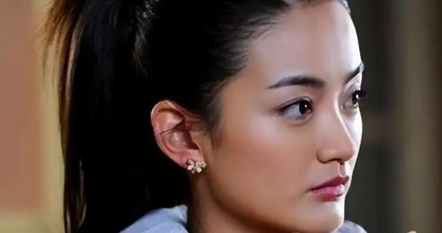 演员高露：戏火人不红！从没有绯闻，看看老公是谁就知道原因了！