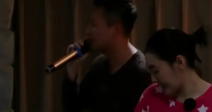 小s官宣复出后，被扒一件睡衣穿八年，曾穿这件睡衣与汪小菲共舞