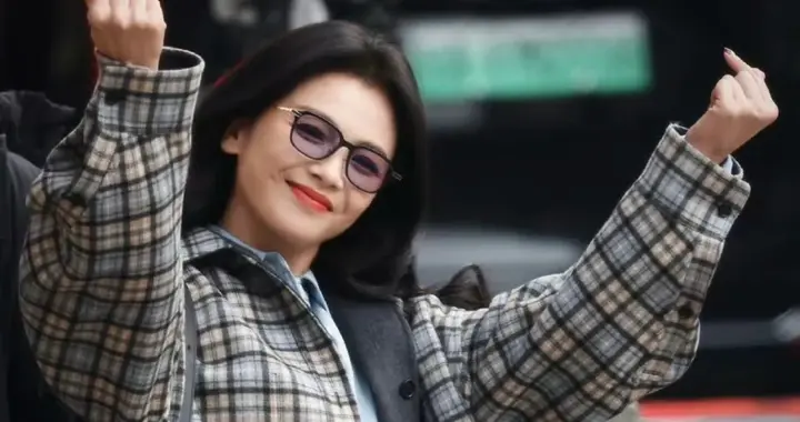 刘涛的春晚路透完全就是妈咪级别！