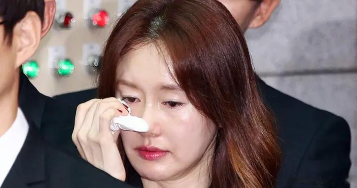 昔日韩剧女神身陷三次醉酒丑闻，被“封杀”后复出，网友吵翻了