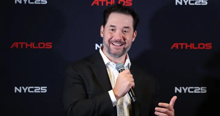 「死亡互聯網理論」刷屏硅谷！Reddit創始人預警，奧特曼公開發聲