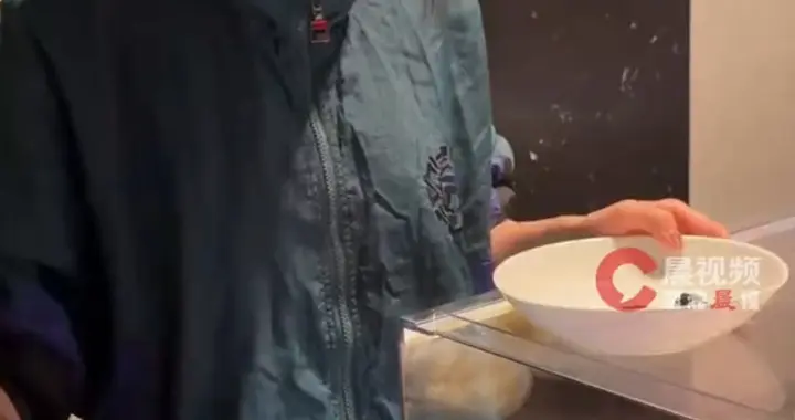 杨幂一句话炸上热搜！浆果养肤法真的藏不住了