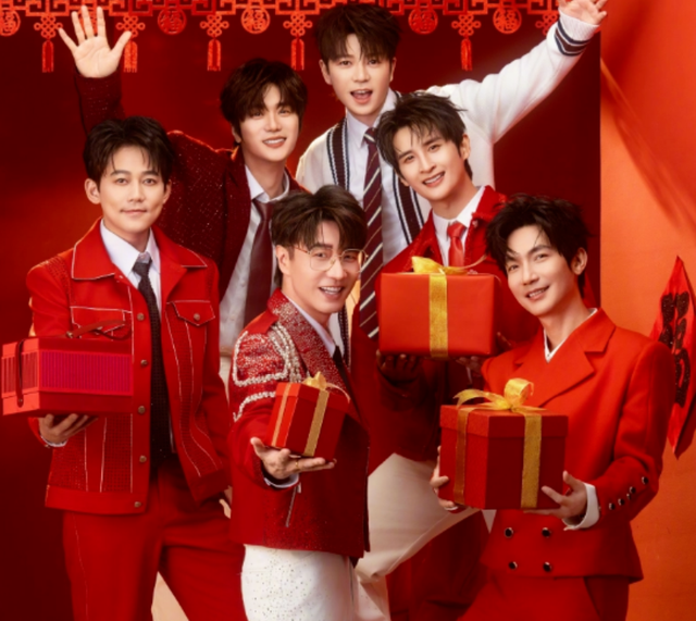 知名男星曾被“封杀”10年，遭索赔227亿，如今央视春晚献唱