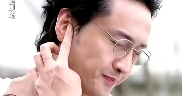 王家卫没想到，录音事件后，王传君却因一句“我不喜欢”口碑暴增