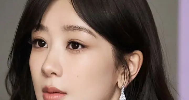 美女壁纸第4806期—杨紫