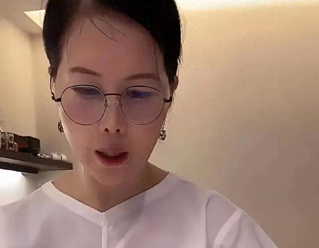 小杨阿姨透露玥儿很想去看妈妈，闻者泪目，难怪马筱梅会这样说