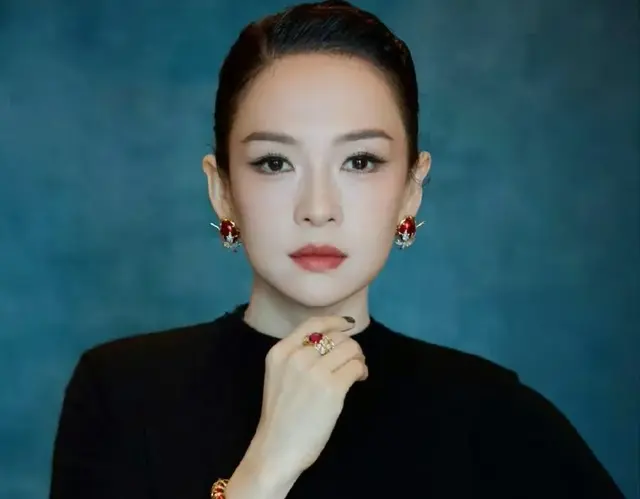 章子怡蒂芙尼全球代言人，国际章女王归来，这气场绝了！