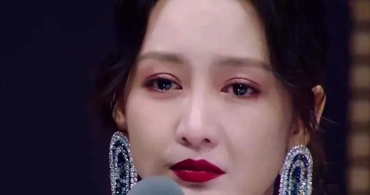 43岁王鸥没想到，低调生下的2岁女儿，如今竟让自己“口碑暴增”