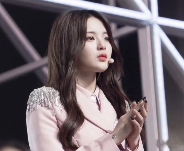 田馥甄|端起碗吃饭，放下筷骂娘，这些明星终归为自己的“傲慢”付出代价