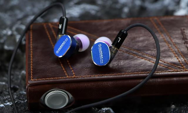 通勤路上聆听高音质的好伙伴，弱水时砂极光Ultra HiFi耳机评测