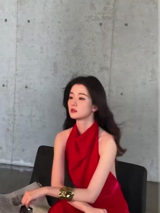 【乔欣恋情大揭秘】偶遇清水寺的神秘男子竟是鸿荣源二公子？