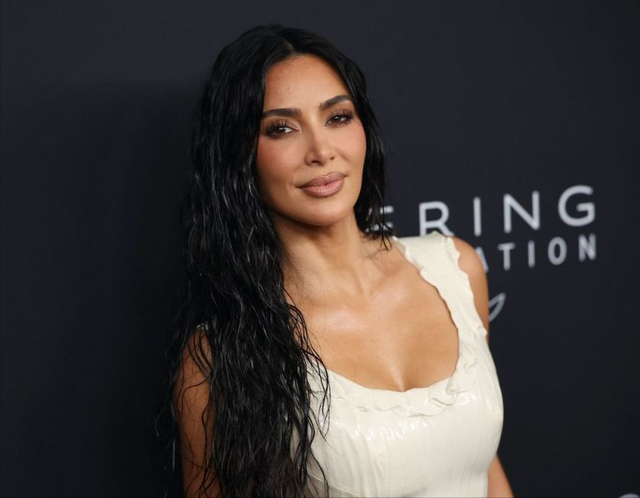 金·卡戴珊家族叫早服务 需支付6位数酬劳