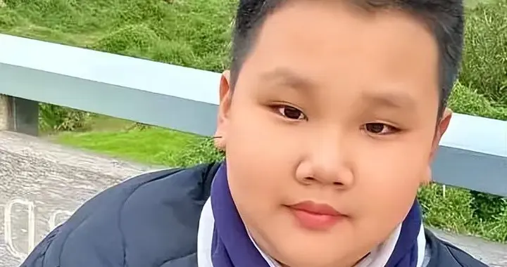 郭麒麟弟11岁的弟弟郭汾阳 连说四十分钟《地理图》首演就破圈