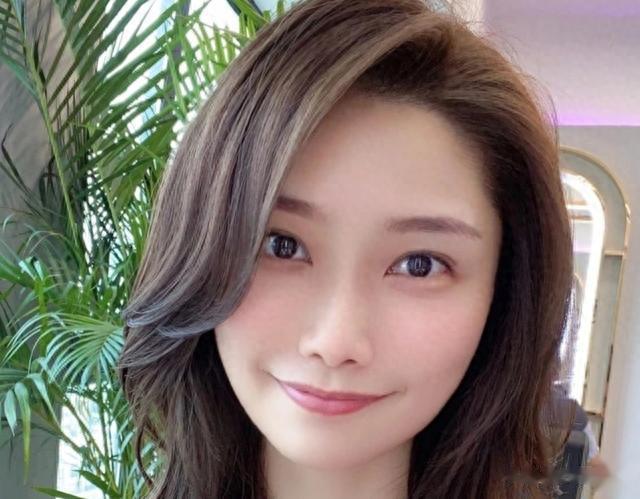 女性穿搭 发型最美偏发黄金分割线