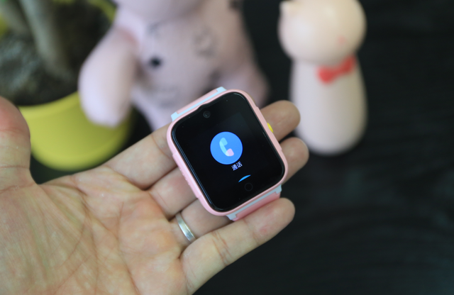 兒童智能成上學“標配”，唯品會卻還打折賣？