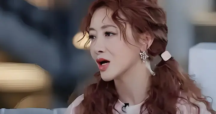 陈紫函自爆：3年12次试管，服药入睡，被小9岁的“恐女”丈夫离婚