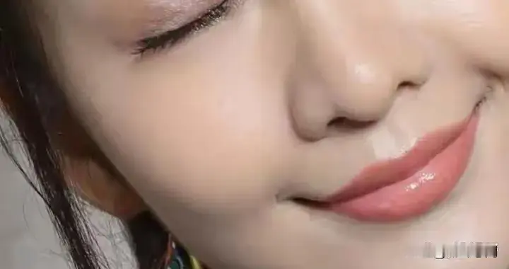 王鸥怼脸高清照美炸！明艳大气，颜值暴击直击心巴！