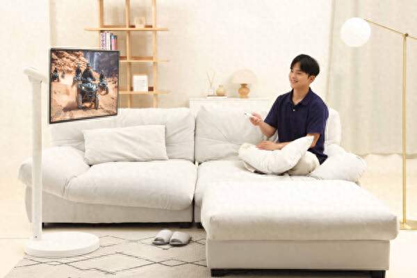 三星推出可移动屏幕“The Freestyle Edge” 32英寸4K屏