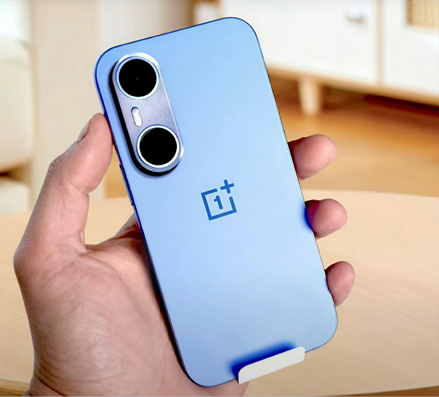 一加小屏新机入网：骁龙8Elite+6.3英寸直屏，配置全面曝光