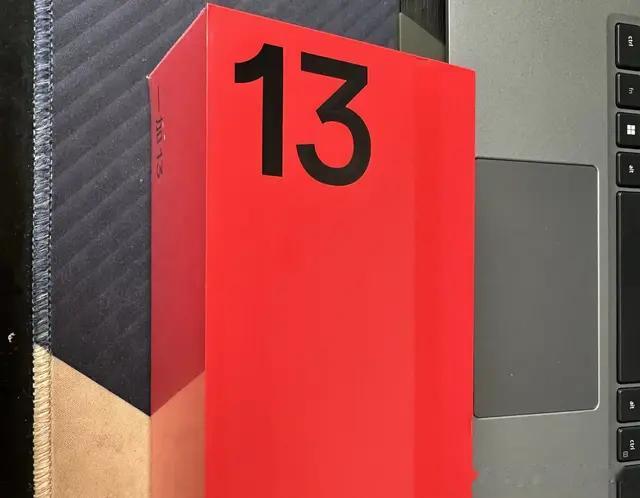 一加13已经用了1天1夜了，发现配置真“水桶机”，已显无敌之姿！