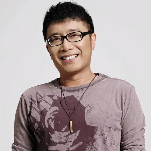 庞龙|凭一首歌赚2亿，上4次春晚后忽然“消失”，如今的他怎样了？