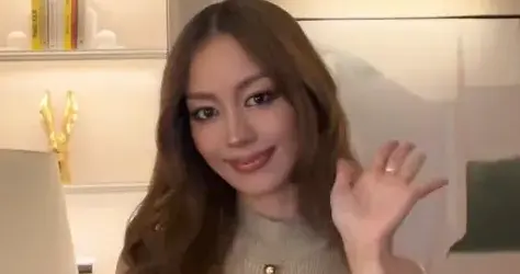 郎朗老婆真面目？豪宅化欧美妆，穿衣前卫，不走贤妻路线，反差大