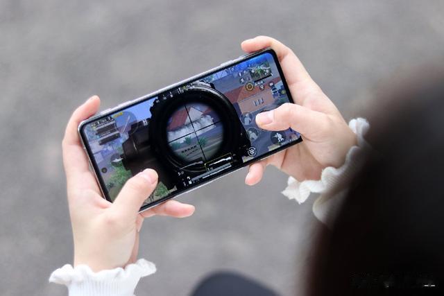 首发185Hz高刷！新机官宣：11月19日，全新发布