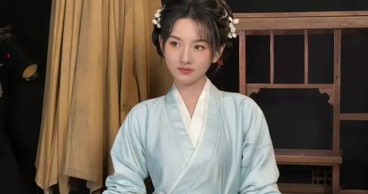 宋祖儿《司宫令》开机照曝光！宋制小厨娘太软萌，男主状态也不错