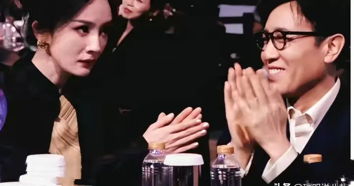 于和伟耀眼夺奖时刻 杨幂惊讶表情超萌 尖叫之夜引爆热议