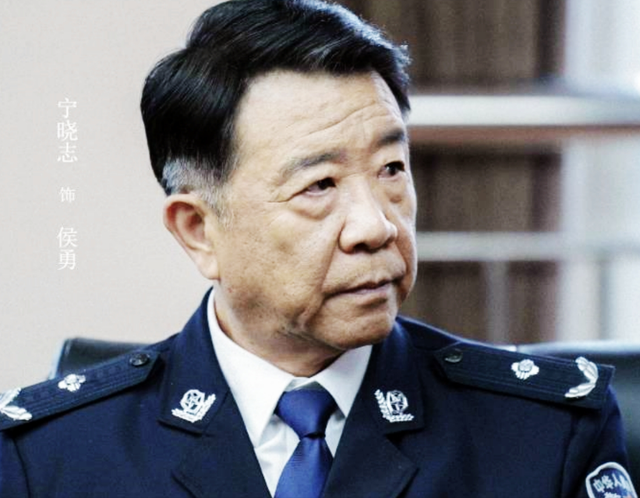 17集刑侦大剧《乌云之上》开播！看完4集，我敢说：这剧收视要爆