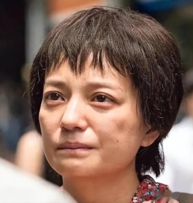 赵薇股权再遭冻结，原来她做的“丑事”，远比你想象得更恶劣