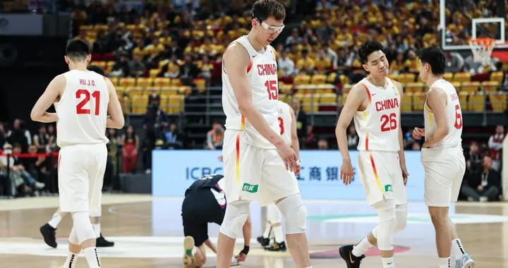 FIBA官方最新世界排名：中国男篮第27+亚洲第5 美国男篮居首