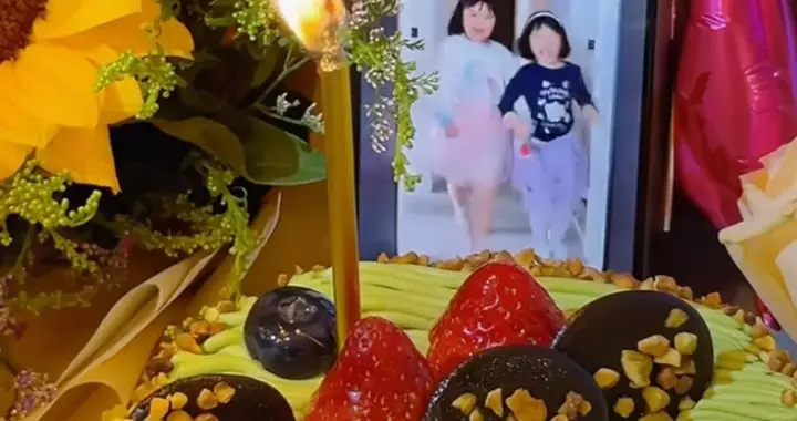 王祖蓝俩女儿同一天庆生，大女儿像爸小女儿像妈，俩娃身高都随妈