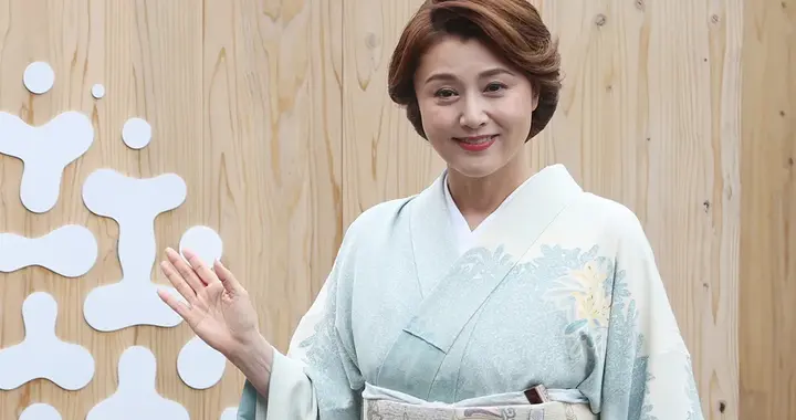 藤原纪香：从争议儿媳到梨园贤妻，十年默默付出终逆转口碑