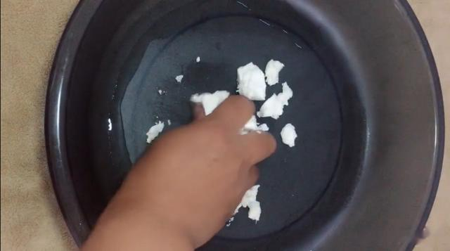 饵料|教你简单开制一款，夏季野钓鲢鳙豆腐饵料！