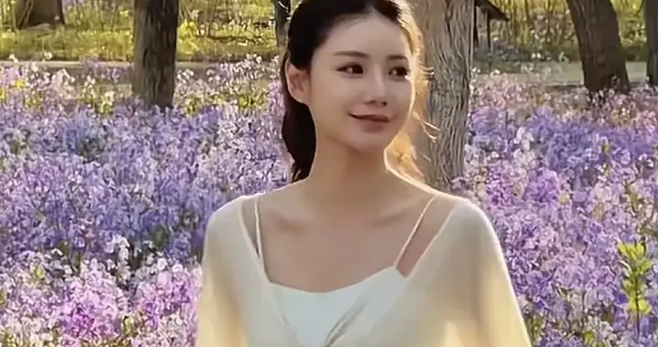 马筱梅回京暗戳大S！柳絮当饭吃vs喷嚏流鼻血，差距太扎心！