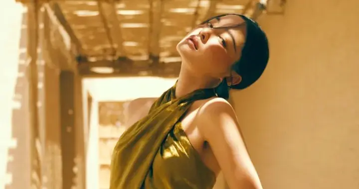 39岁辛芷蕾敦煌大片杀疯了！网友：她的美，被低估太久