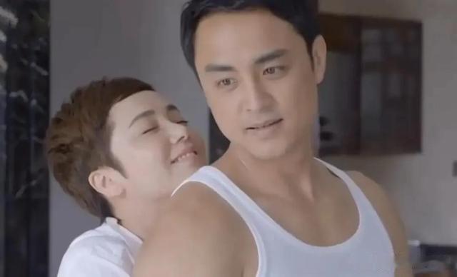 蒋雯丽|大瓜！曝蒋雯丽养多名“干儿子”，其中两个是大学生，连送两套房