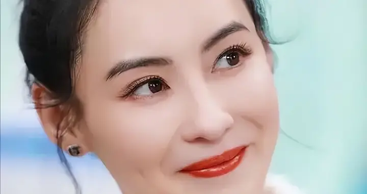 \耍大牌，爱撒谎，私生活混乱\！难怪时至今日向太还不肯\放过\她