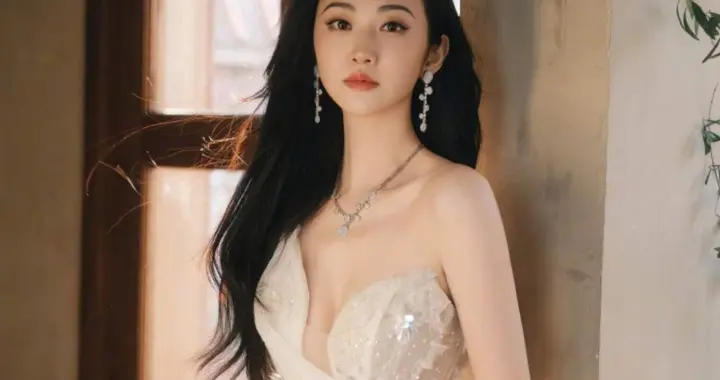 景甜，清冷白月光，好漂亮啊！