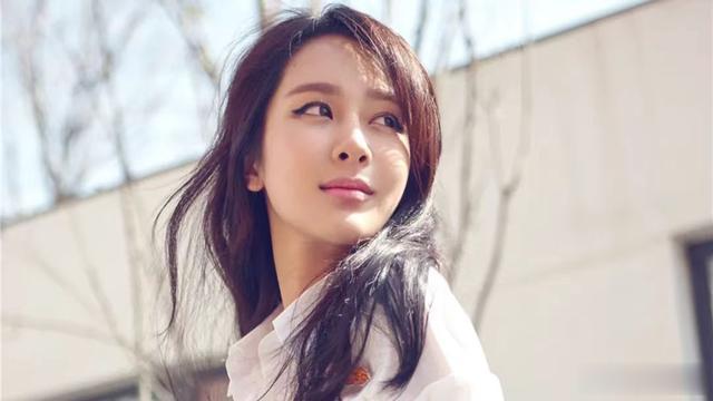 杨紫官宣了，恭喜恭喜！