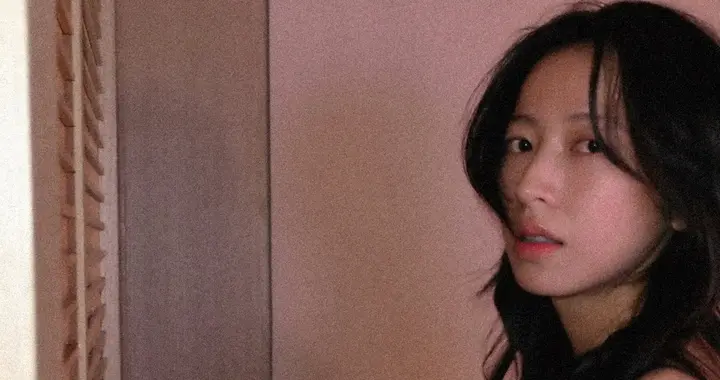 周雨彤写真美图