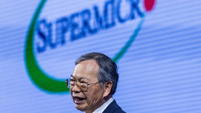 服务器制造商Super Micro面临多项挑战，业绩与股价都下跌
