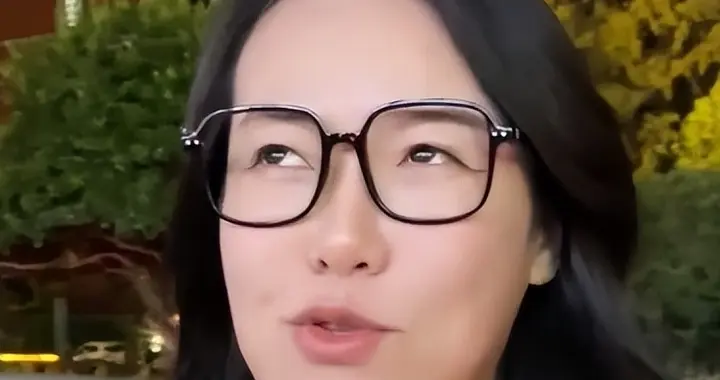 赚再多钱也没用！千万网红“浪胃仙”整容失败，整个人又老又壮