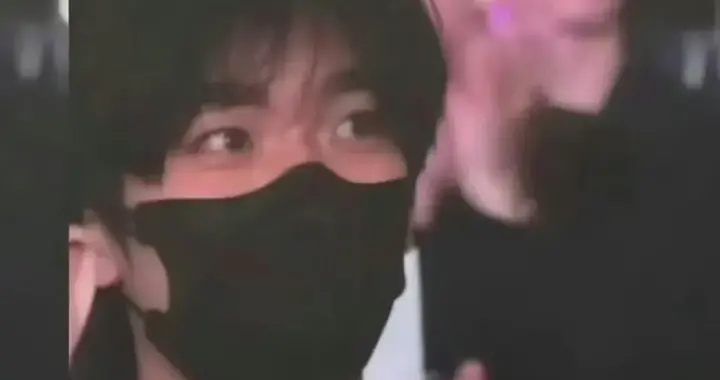 15岁Kimi戴口罩撞脸易烊千玺？摘下口罩才懂 帅的终极模板是林志颖