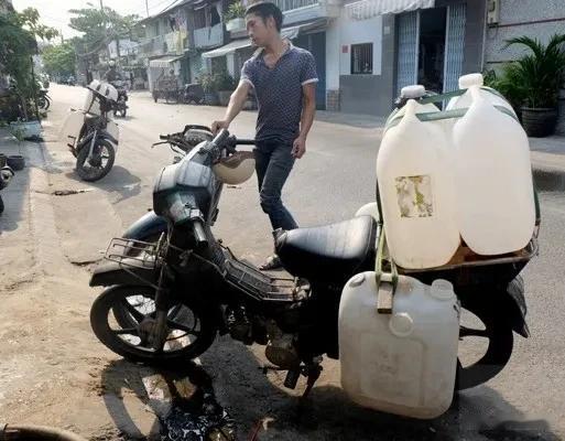 胡志明市|越南大妈靠着卖海水，每个月居然能挣到3万元